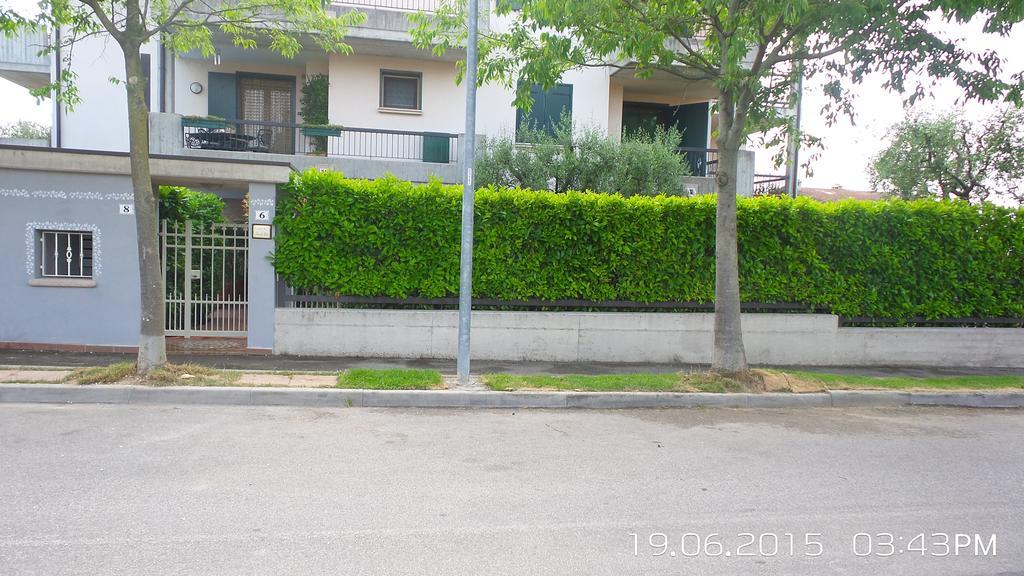 B&B Garda 4U Desenzano del Garda Exterior photo