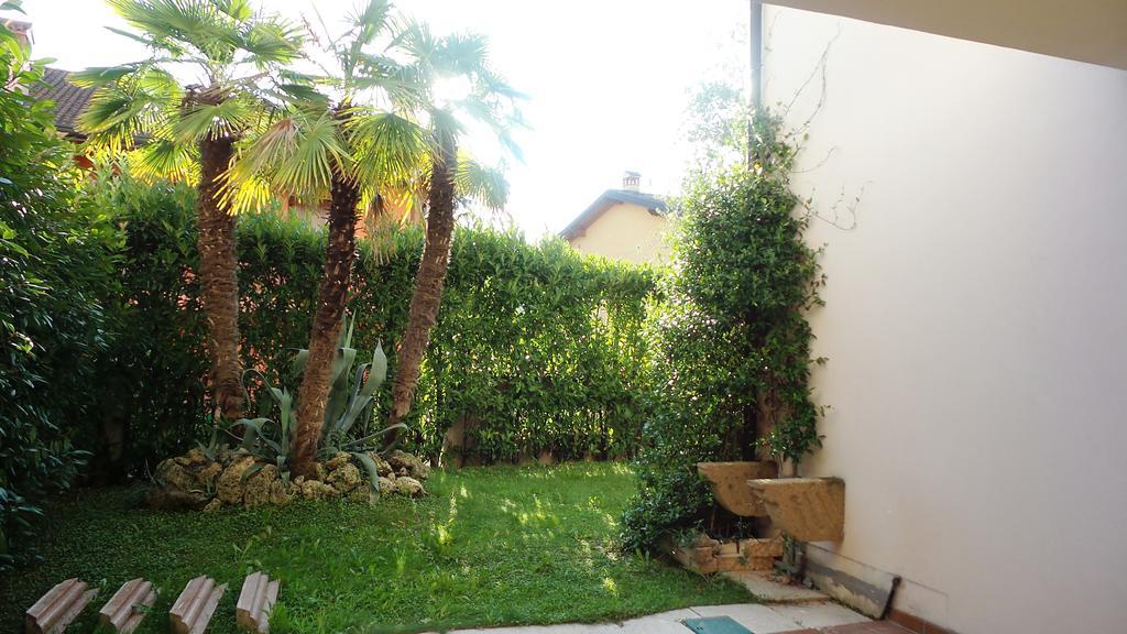 B&B Garda 4U Desenzano del Garda Exterior photo