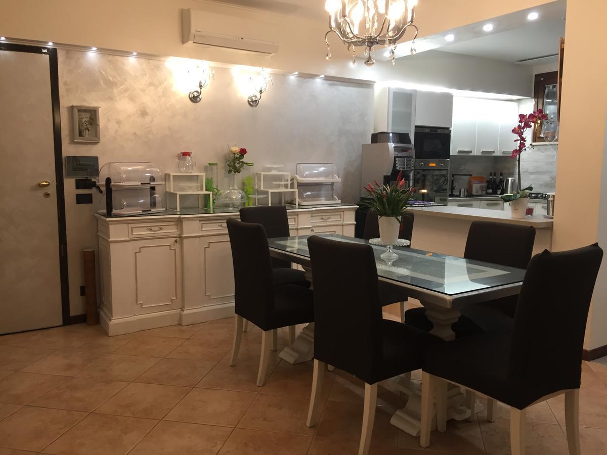 B&B Garda 4U Desenzano del Garda Exterior photo