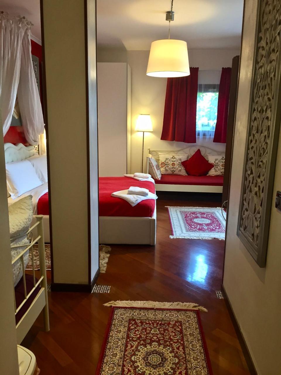 B&B Garda 4U Desenzano del Garda Exterior photo